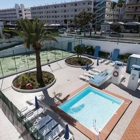 5 Min Walk From Yumbo 216 Apartment
