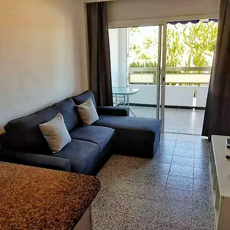 Apartament 5 Min Walk From Yumbo 216 Playa del Inglés