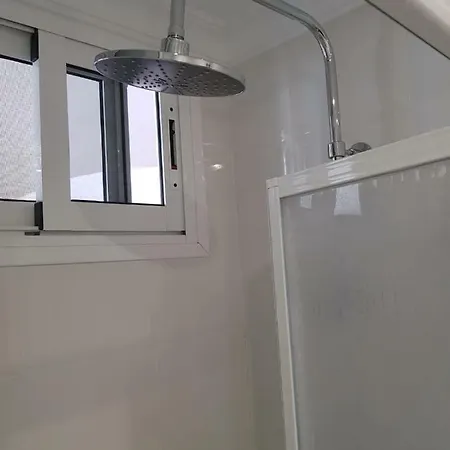 5 Min Walk From Yumbo 216 Apartament *