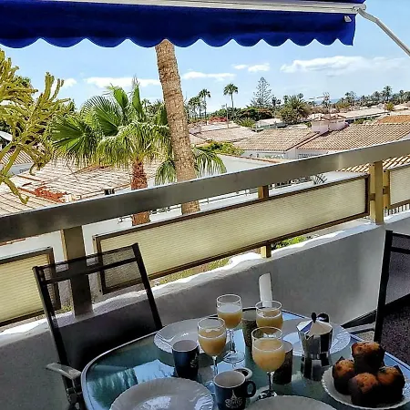 5 Min Walk From Yumbo 216 Apartament *