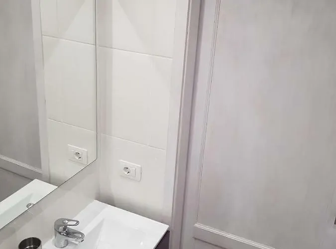 Daire 5 Min Walk From Yumbo 216 *